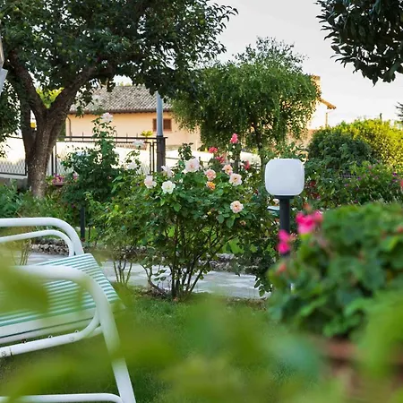 La Casa Dei Fiori Сasa de vacaciones Asís