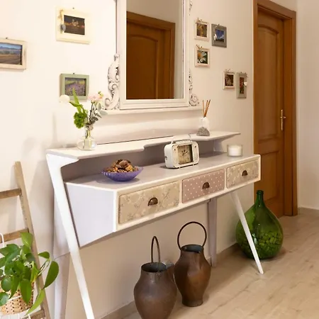 La Casa Dei Fiori بيت للعطل *